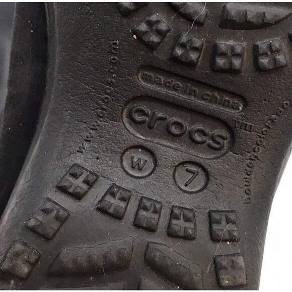 Crocs Molly Slip On Cross Strap Shoes Woman's size 7 Black Casual Comfort Flats - Picture 9 of 10